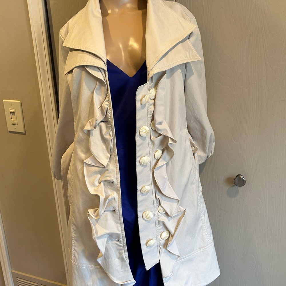 Ladies tan or beige jacket or coat. Spring- Fall. Ruffled collar. Pretty buttons - Picture 1 of 6
